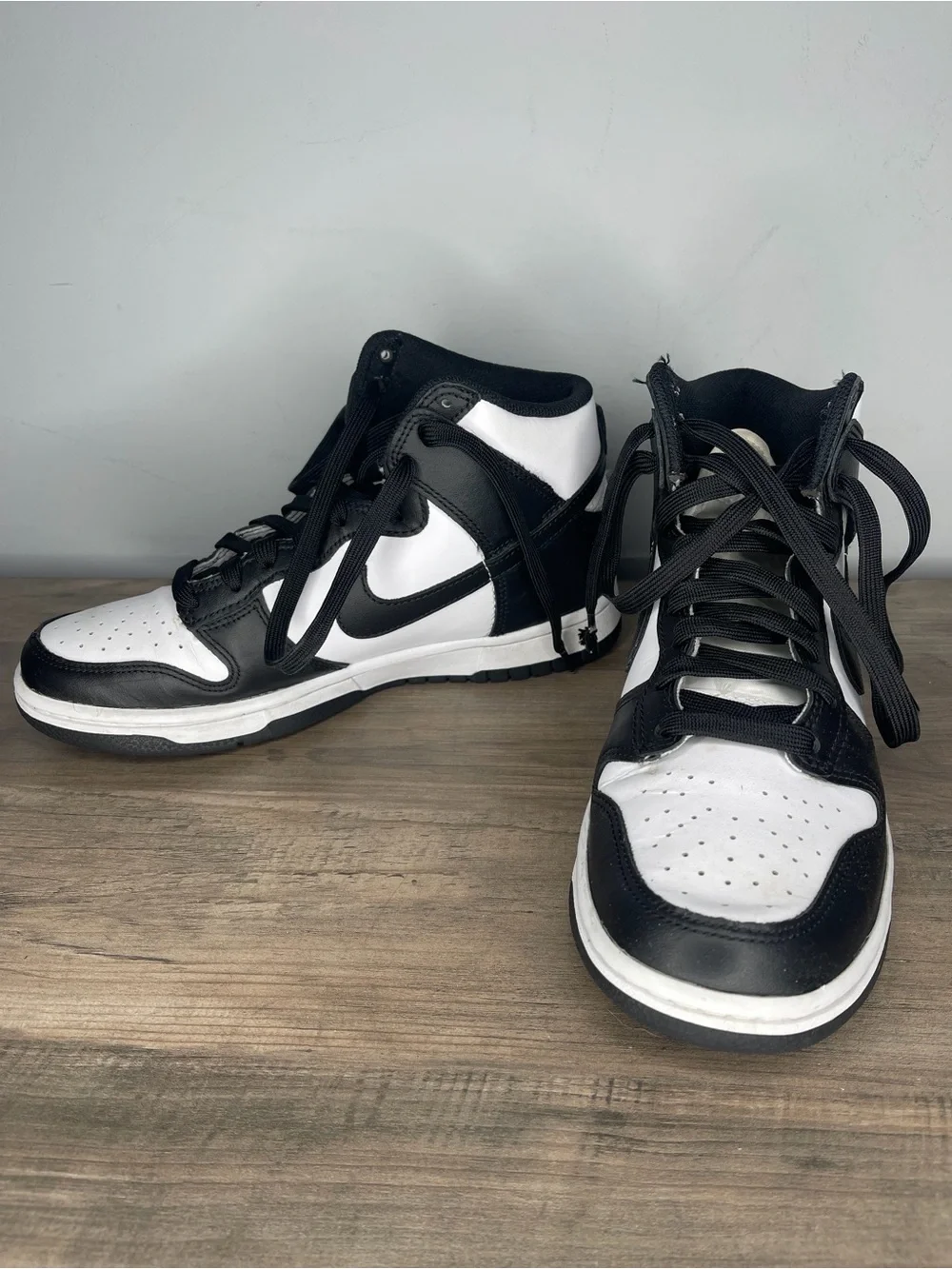 Nike stylish mid